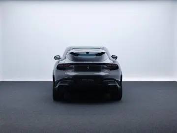 FERRARI Purosangue      Ferrari Frankfurt