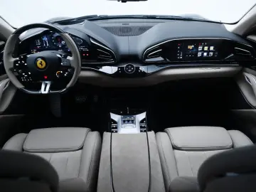 FERRARI Purosangue      Ferrari Frankfurt