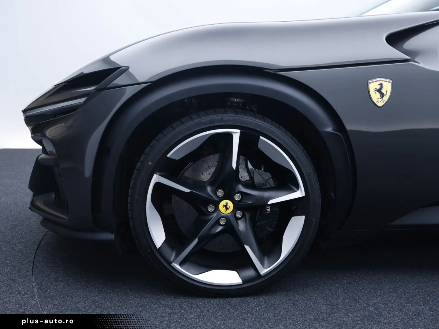 FERRARI Purosangue      Ferrari Frankfurt