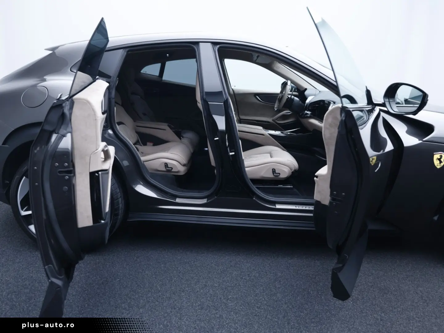 FERRARI Purosangue      Ferrari Frankfurt