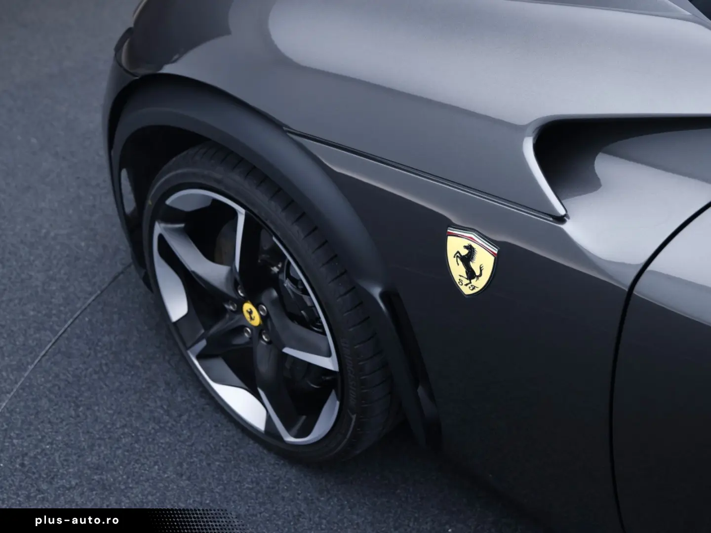 FERRARI Purosangue      Ferrari Frankfurt