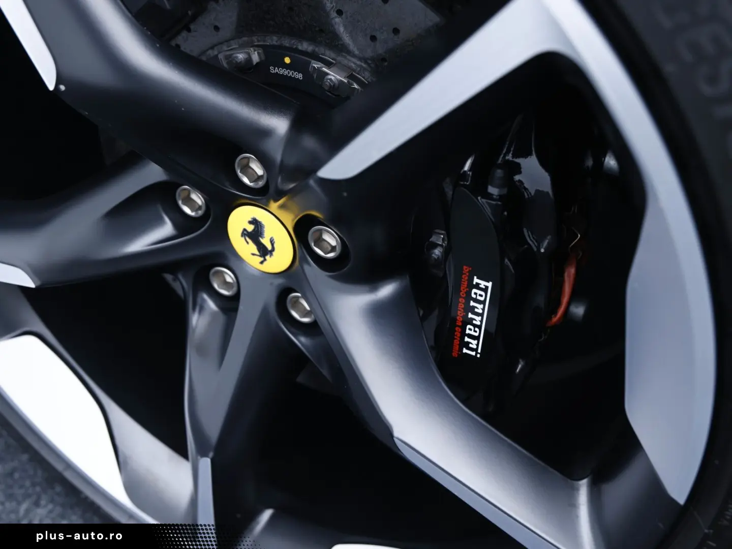 FERRARI Purosangue      Ferrari Frankfurt