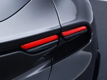 FERRARI Purosangue      Ferrari Frankfurt