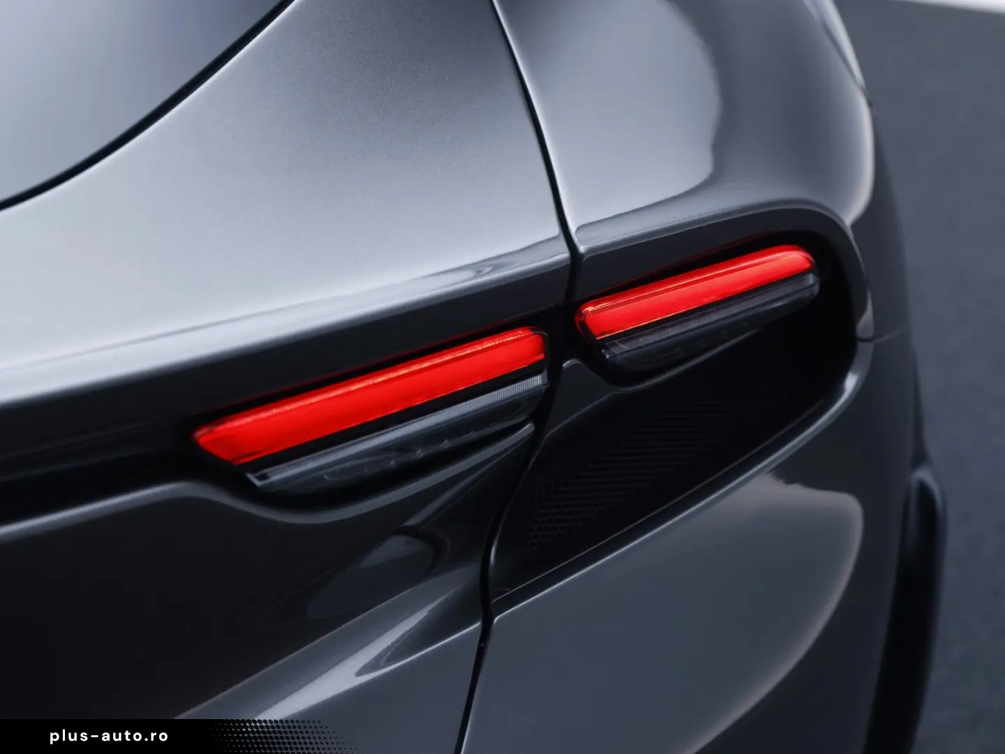 FERRARI Purosangue      Ferrari Frankfurt