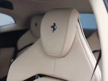 FERRARI Purosangue      Ferrari Frankfurt