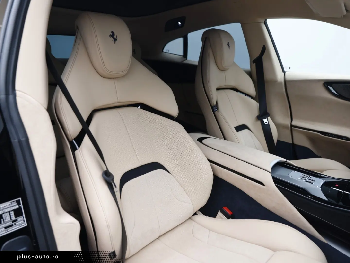 FERRARI Purosangue      Ferrari Frankfurt