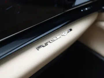 FERRARI Purosangue      Ferrari Frankfurt