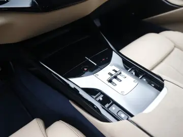 FERRARI Purosangue      Ferrari Frankfurt