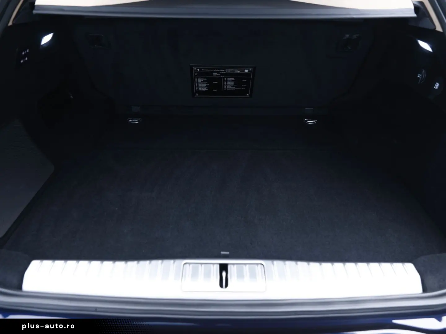 FERRARI Purosangue      Ferrari Frankfurt