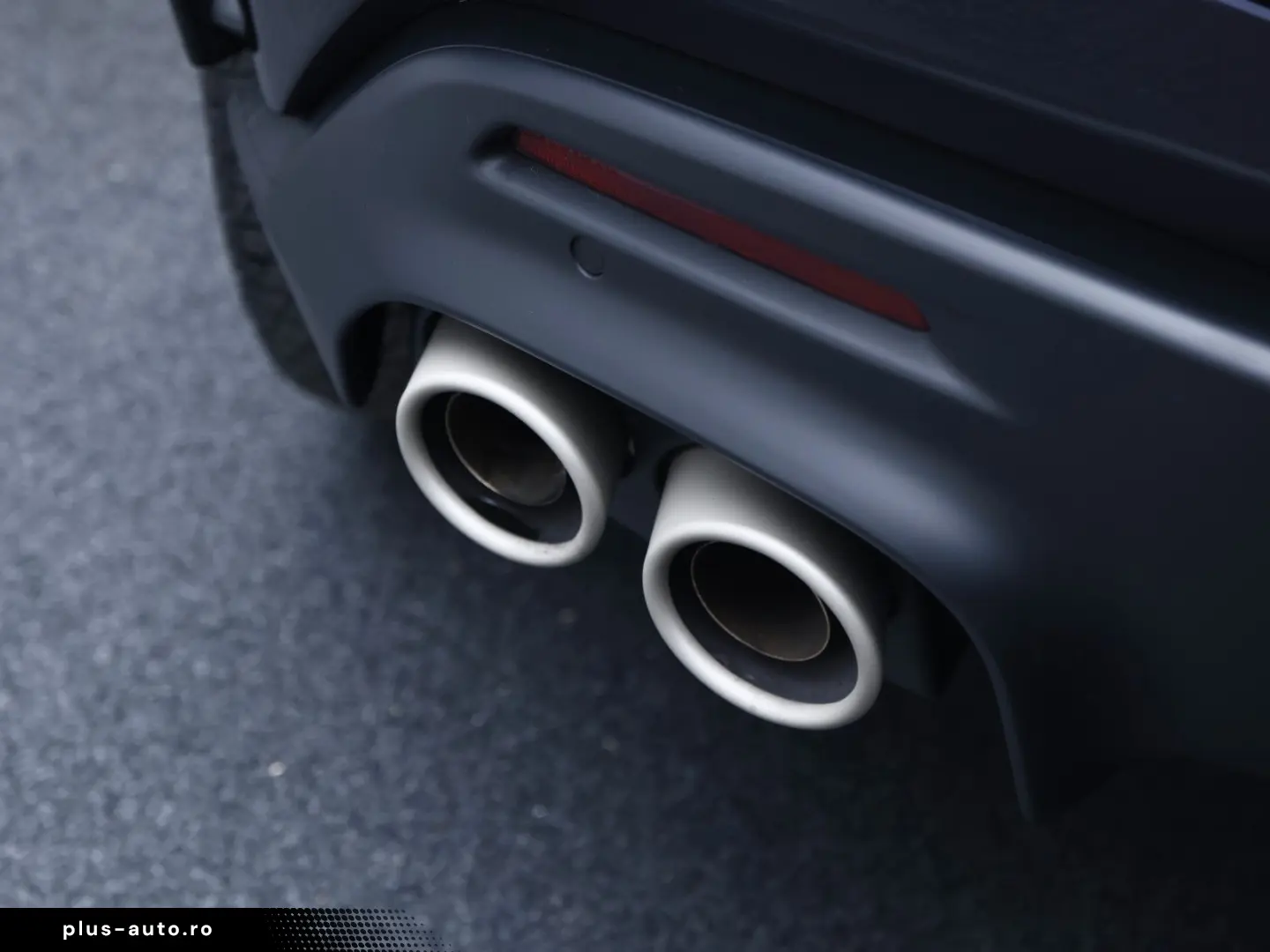 FERRARI Purosangue      Ferrari Frankfurt