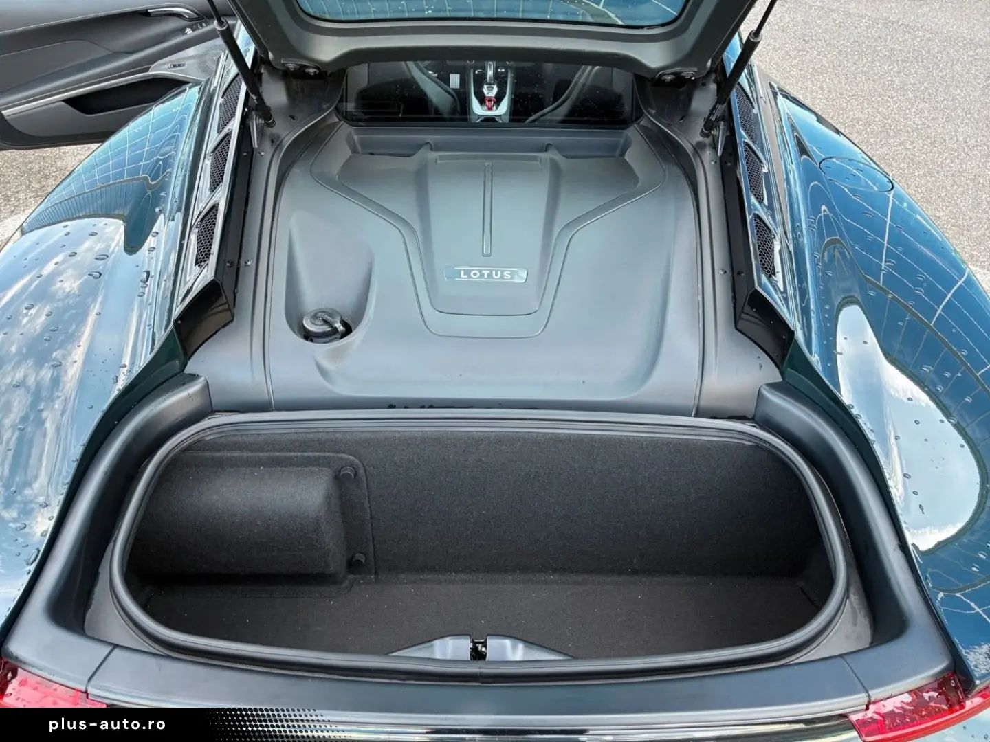 LOTUS Emira Turbo First Edition Leder LM