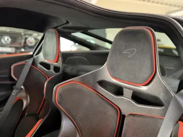 MCLAREN 750s MSO Carbon Lift B&W Perform Track Cam.