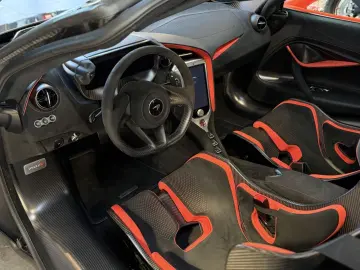 MCLAREN 750s MSO Carbon Lift B&W Perform Track Cam.