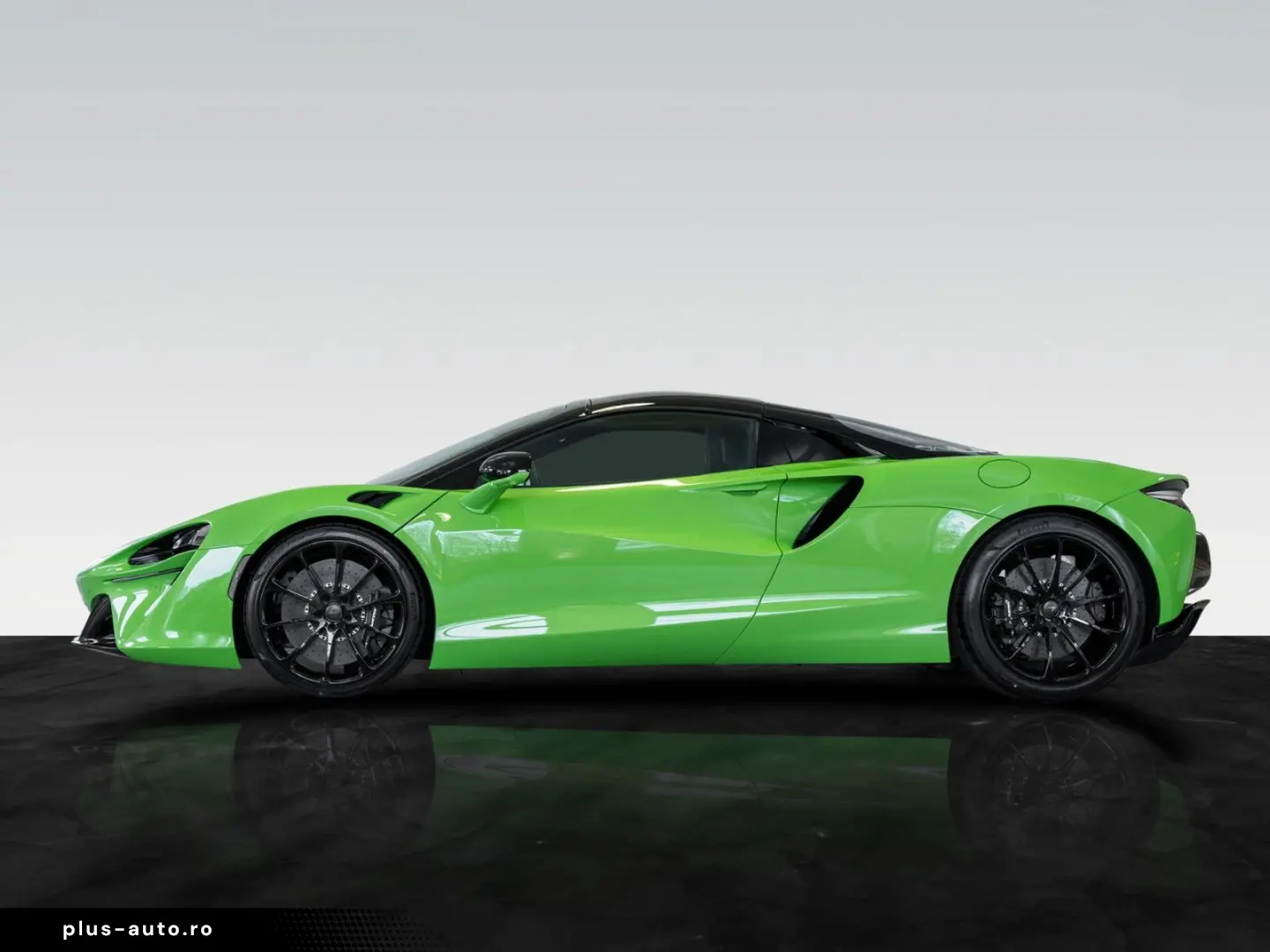 MCLAREN Artura Spider   Mantis Green   Sports Exhaust