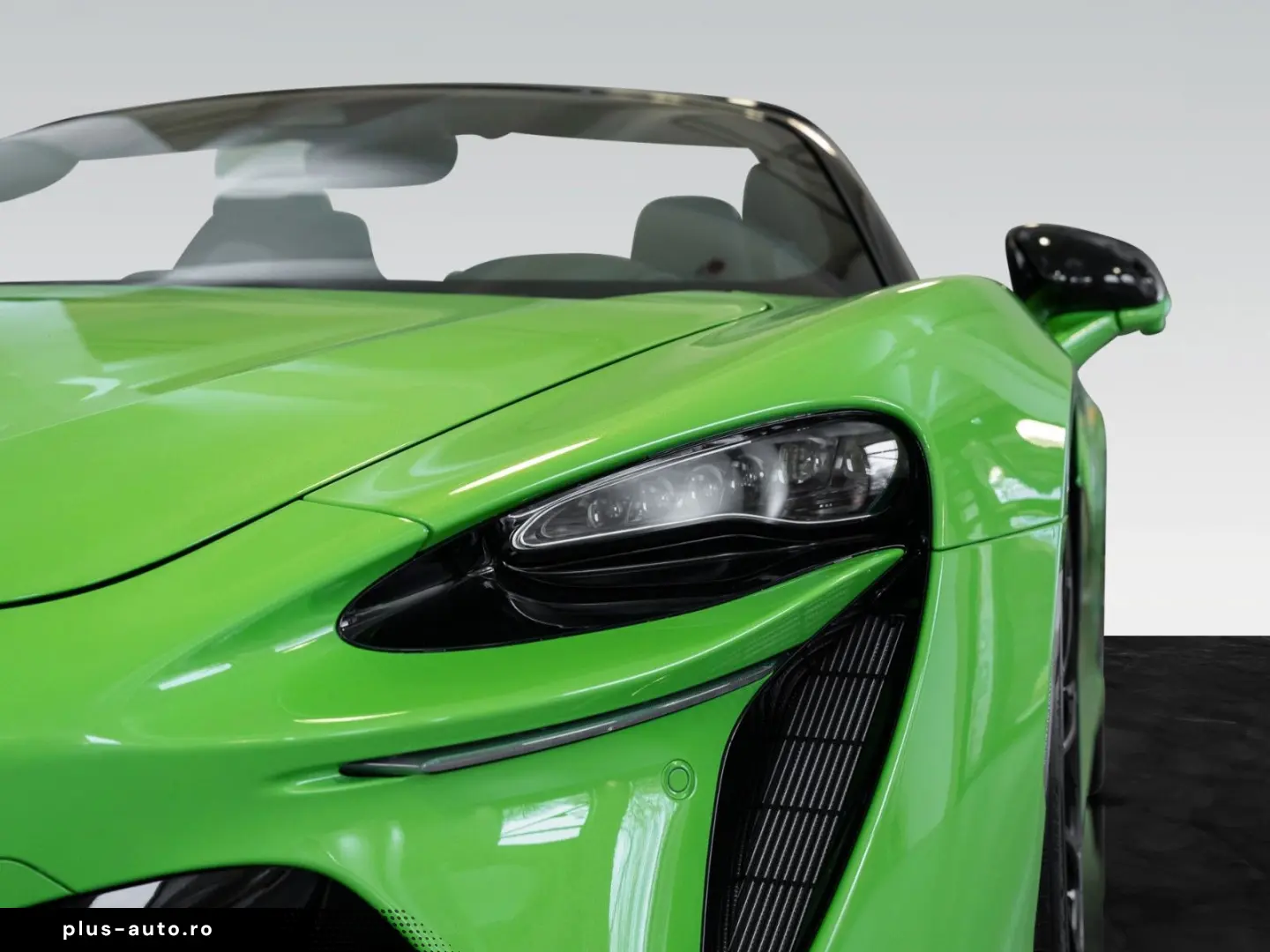 MCLAREN Artura Spider   Mantis Green   Sports Exhaust