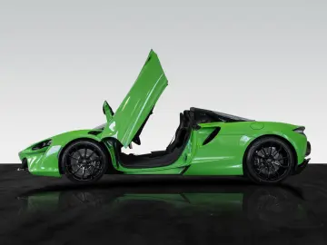 MCLAREN Artura Spider   Mantis Green   Sports Exhaust