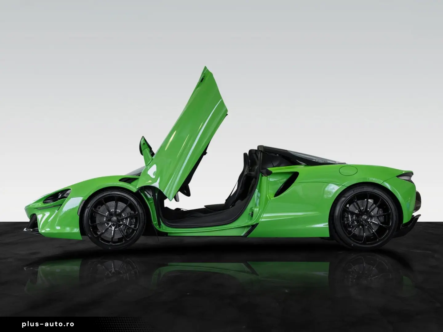 MCLAREN Artura Spider   Mantis Green   Sports Exhaust