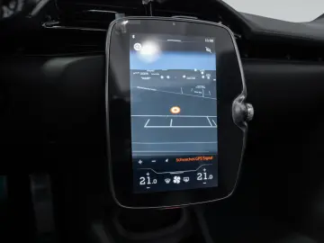 MCLAREN Artura Spider   Mantis Green   Sports Exhaust