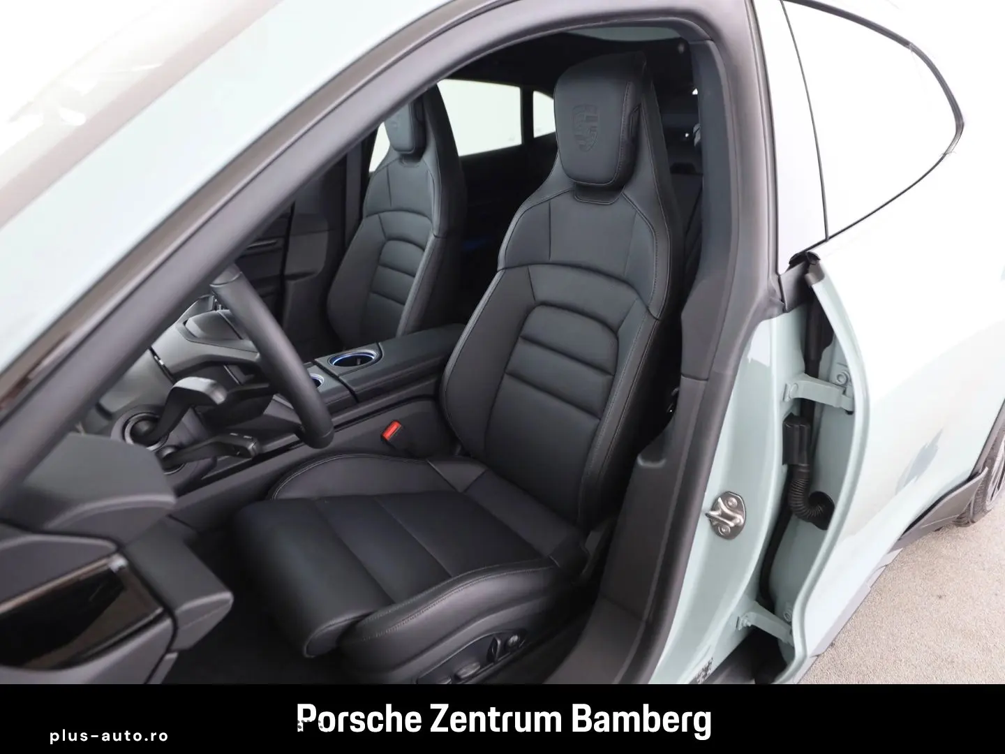 PORSCHE Taycan 4 Cross Turismo  HD-Matrix  BOSE  HUD uvm