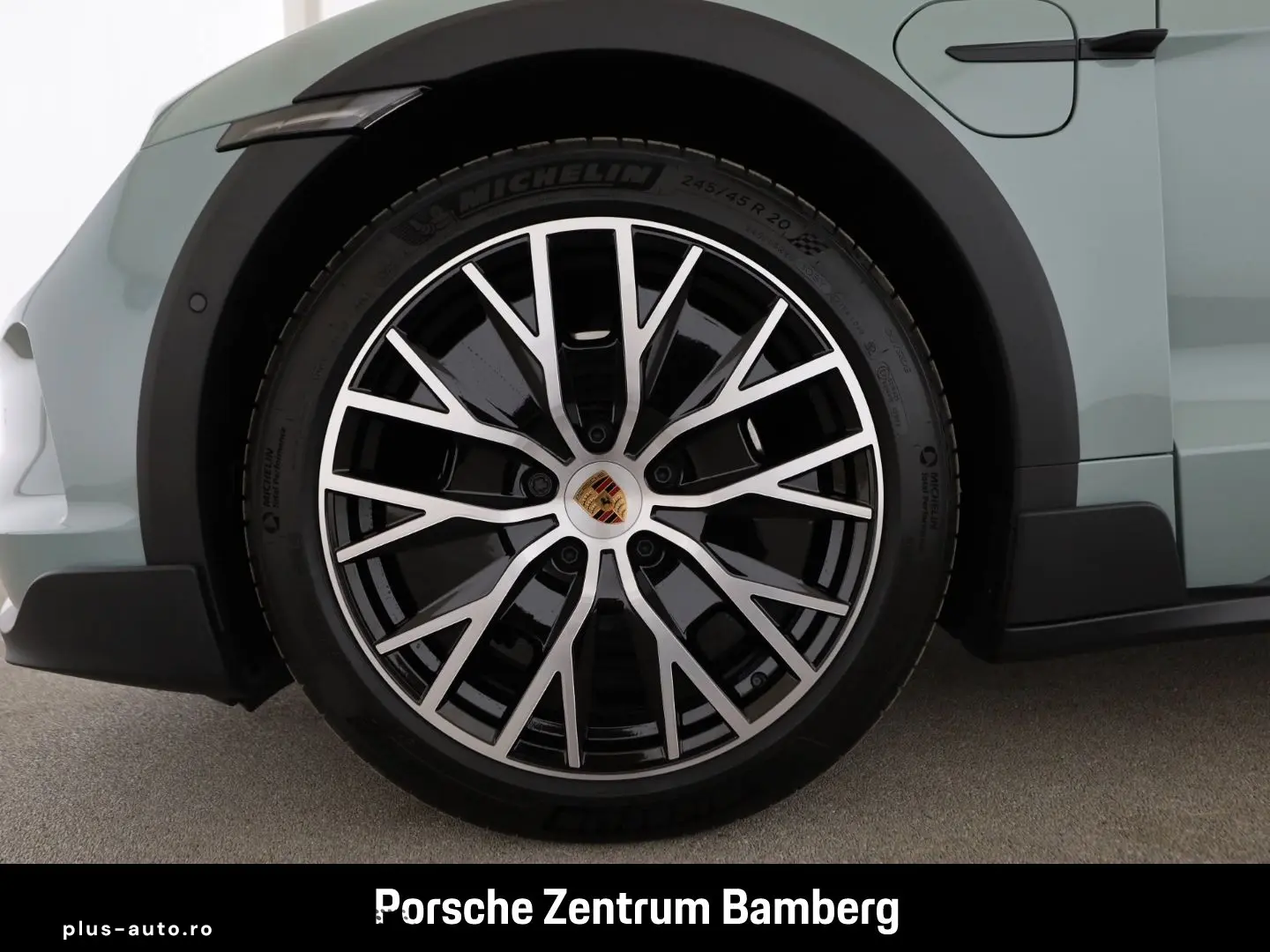 PORSCHE Taycan 4 Cross Turismo  HD-Matrix  BOSE  HUD uvm