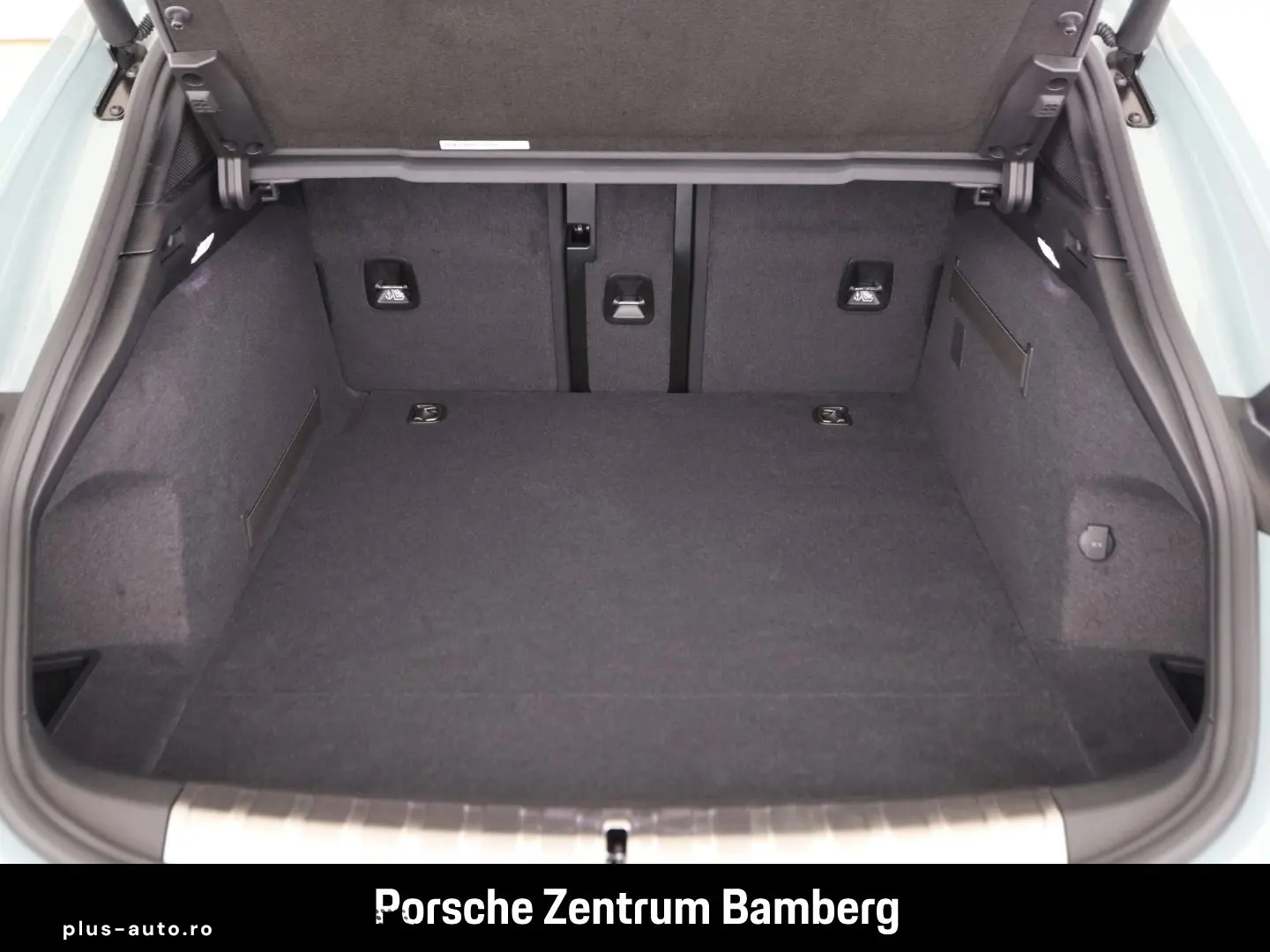 PORSCHE Taycan 4 Cross Turismo  HD-Matrix  BOSE  HUD uvm