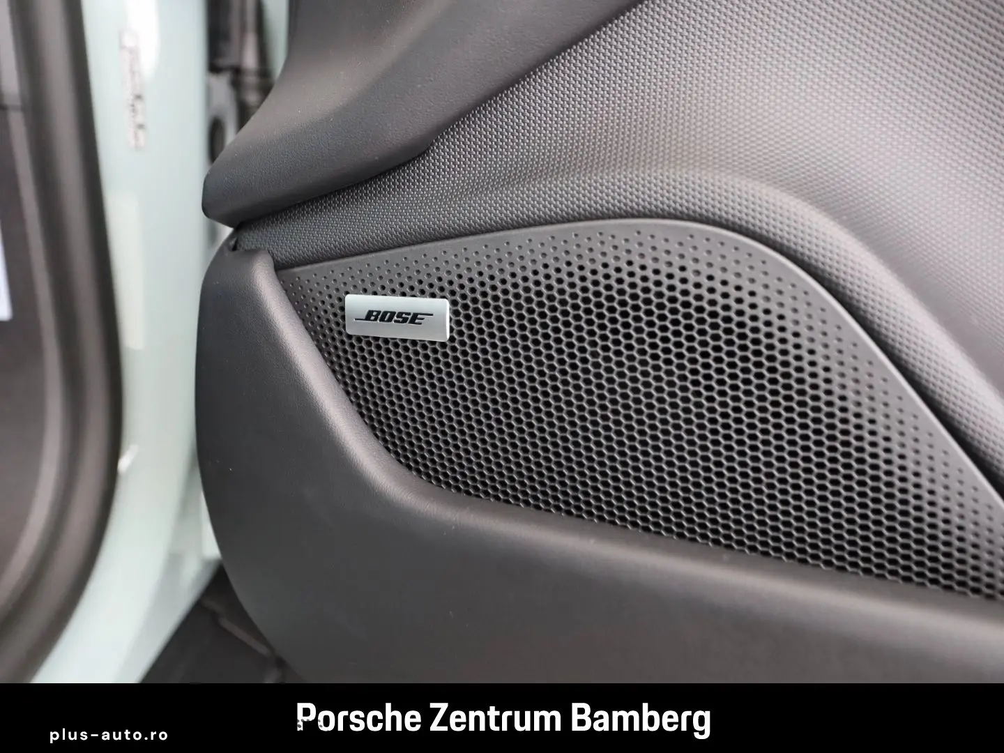 PORSCHE Taycan 4 Cross Turismo  HD-Matrix  BOSE  HUD uvm