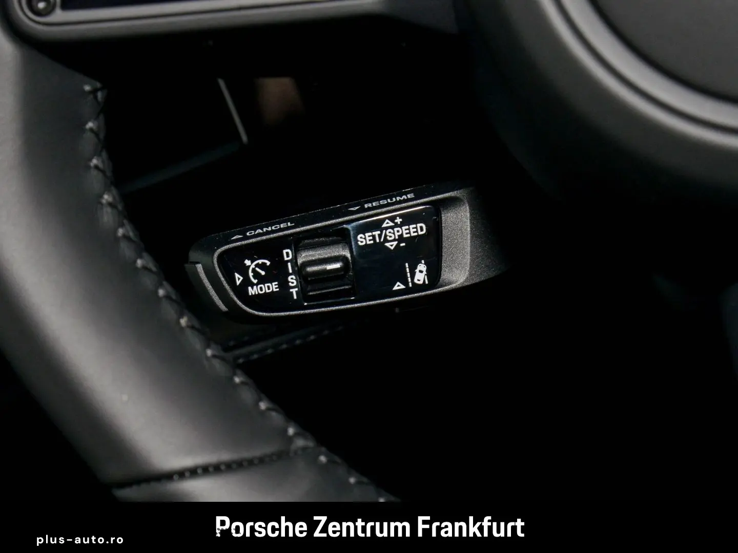 PORSCHE Taycan 4 Cross Turismo Sport-Chrono Panoramadach