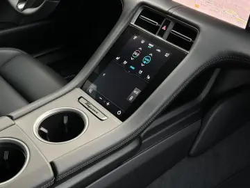 PORSCHE Taycan 4 Cross Turismo BOSE Soft-Close PANO