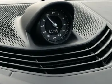 PORSCHE Taycan 4 Cross Turismo BOSE Soft-Close PANO