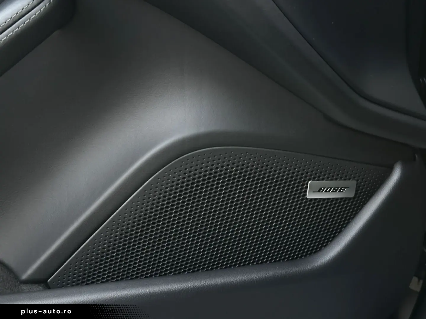 PORSCHE Taycan 4 Cross Turismo BOSE Soft-Close PANO