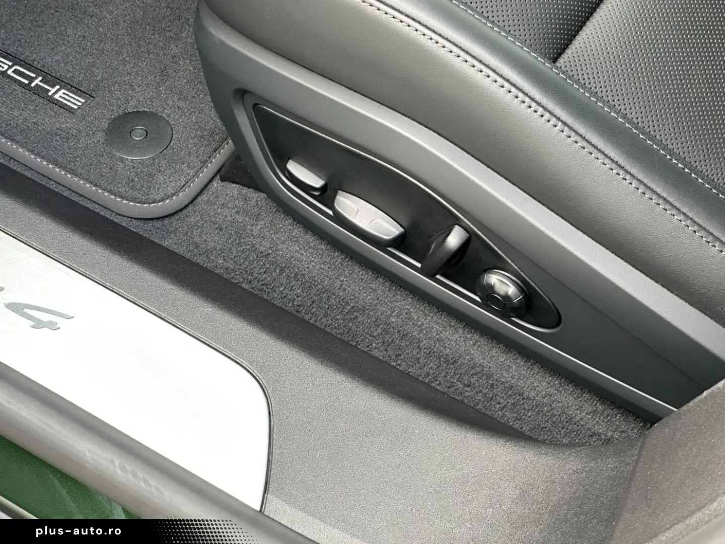 PORSCHE Taycan 4 Cross Turismo BOSE Soft-Close PANO