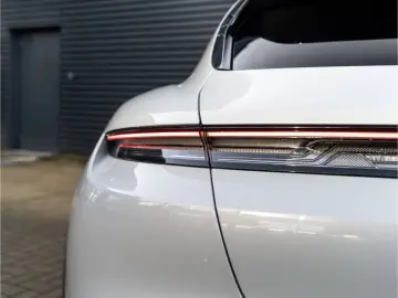 PORSCHE Taycan 4S Cross Turismo 21''  BOSE uvm.