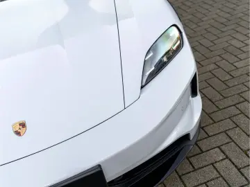 PORSCHE Taycan 4S Cross Turismo 21''  BOSE uvm.