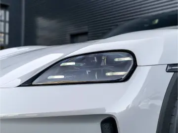 PORSCHE Taycan 4S Cross Turismo 21''  BOSE uvm.