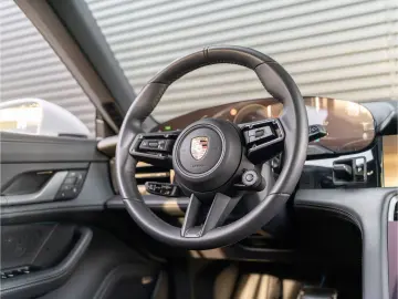 PORSCHE Taycan 4S Cross Turismo 21''  BOSE uvm.