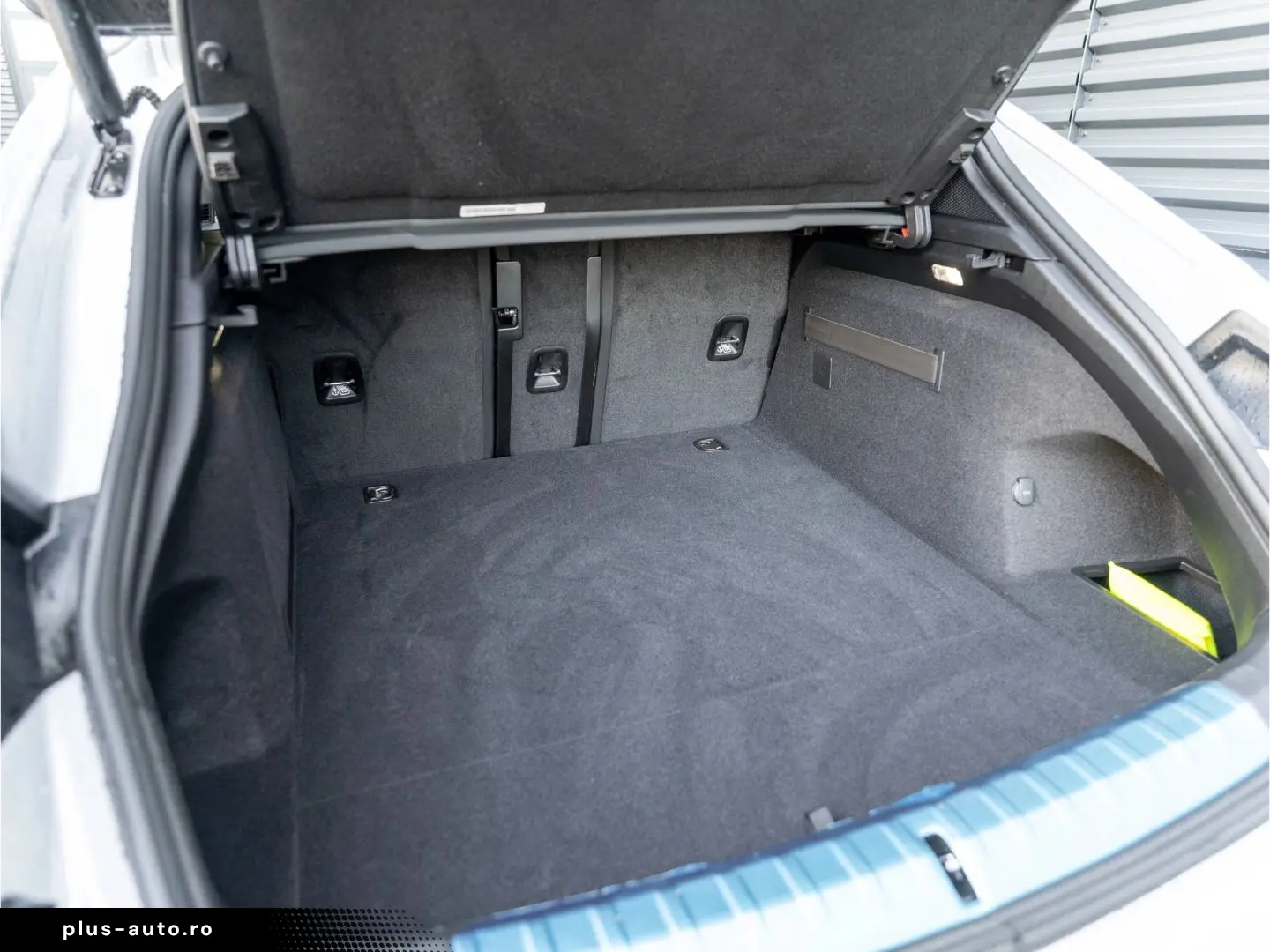 PORSCHE Taycan 4S Cross Turismo 21''  BOSE uvm.