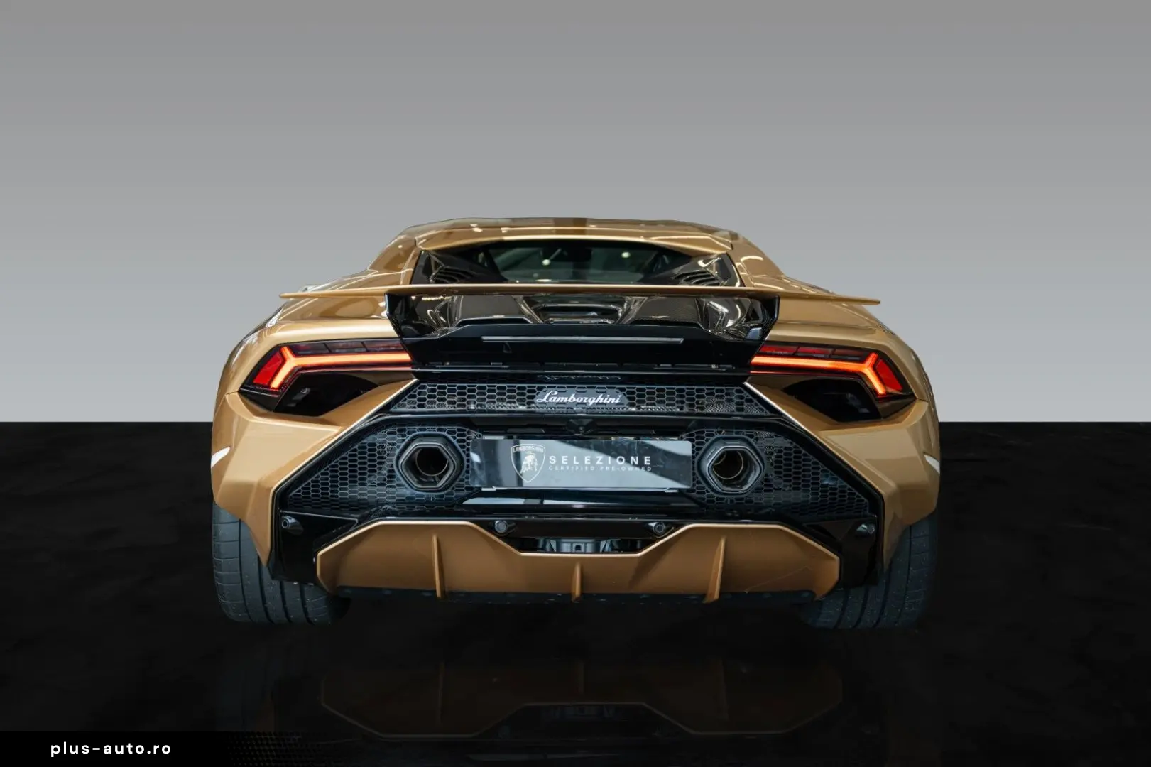 LAMBORGHINI Huracán Tecnica   Oro Elios   Carbon Trunk