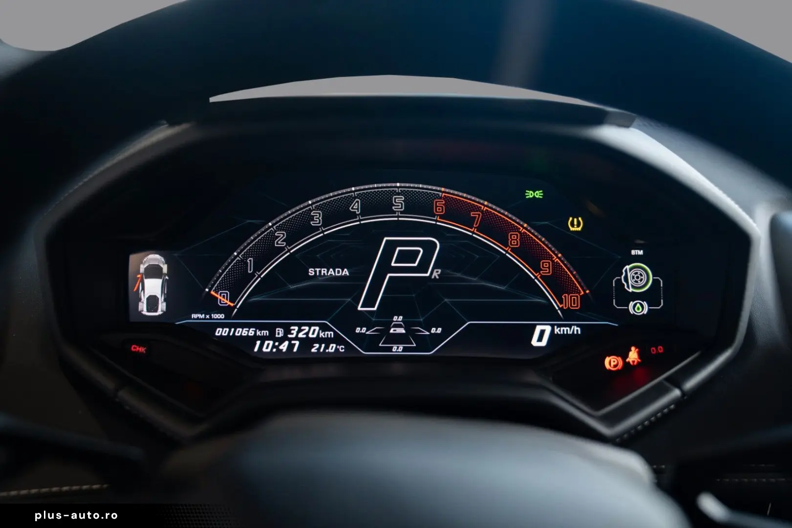 LAMBORGHINI Huracán Tecnica   Oro Elios   Carbon Trunk