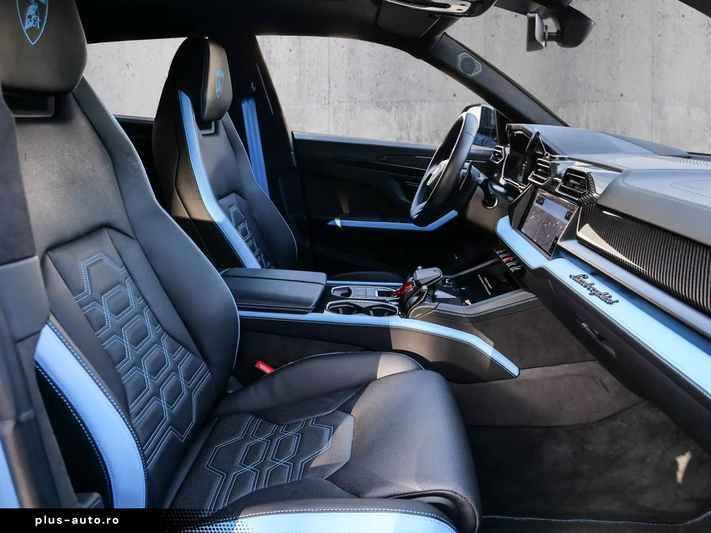 LAMBORGHINI Urus SE Blu Cepheus  Pano  Ad Personam Colour