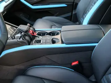 LAMBORGHINI Urus SE Blu Cepheus  Pano  Ad Personam Colour