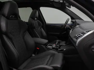 BMW X3 M Competition Laser Panoram HUD DAB H K 360