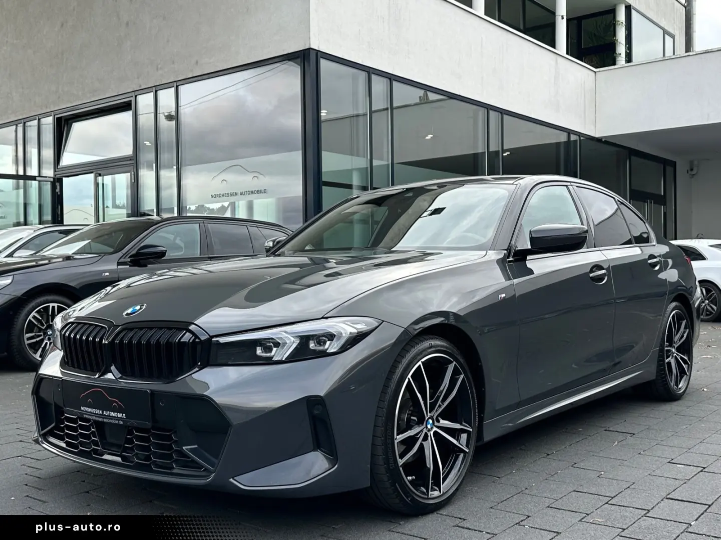 BMW 320 d xDrive Lim. M Sport   19    Kamera