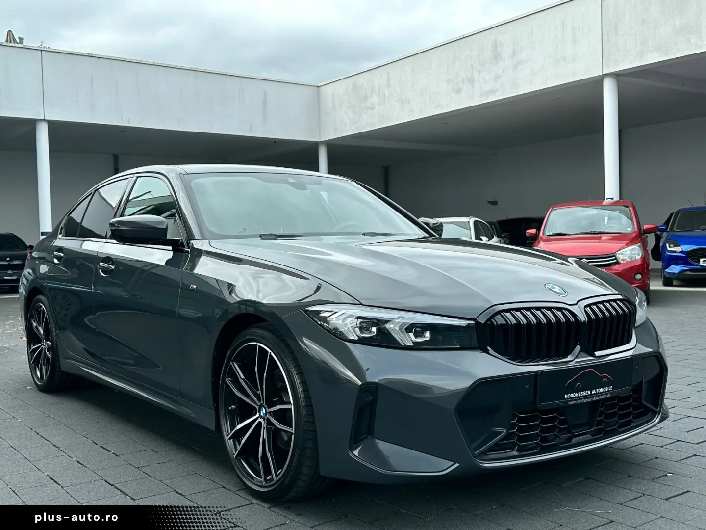 BMW 320 d xDrive Lim. M Sport   19    Kamera