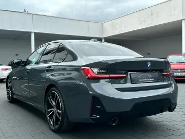 BMW 320 d xDrive Lim. M Sport   19    Kamera