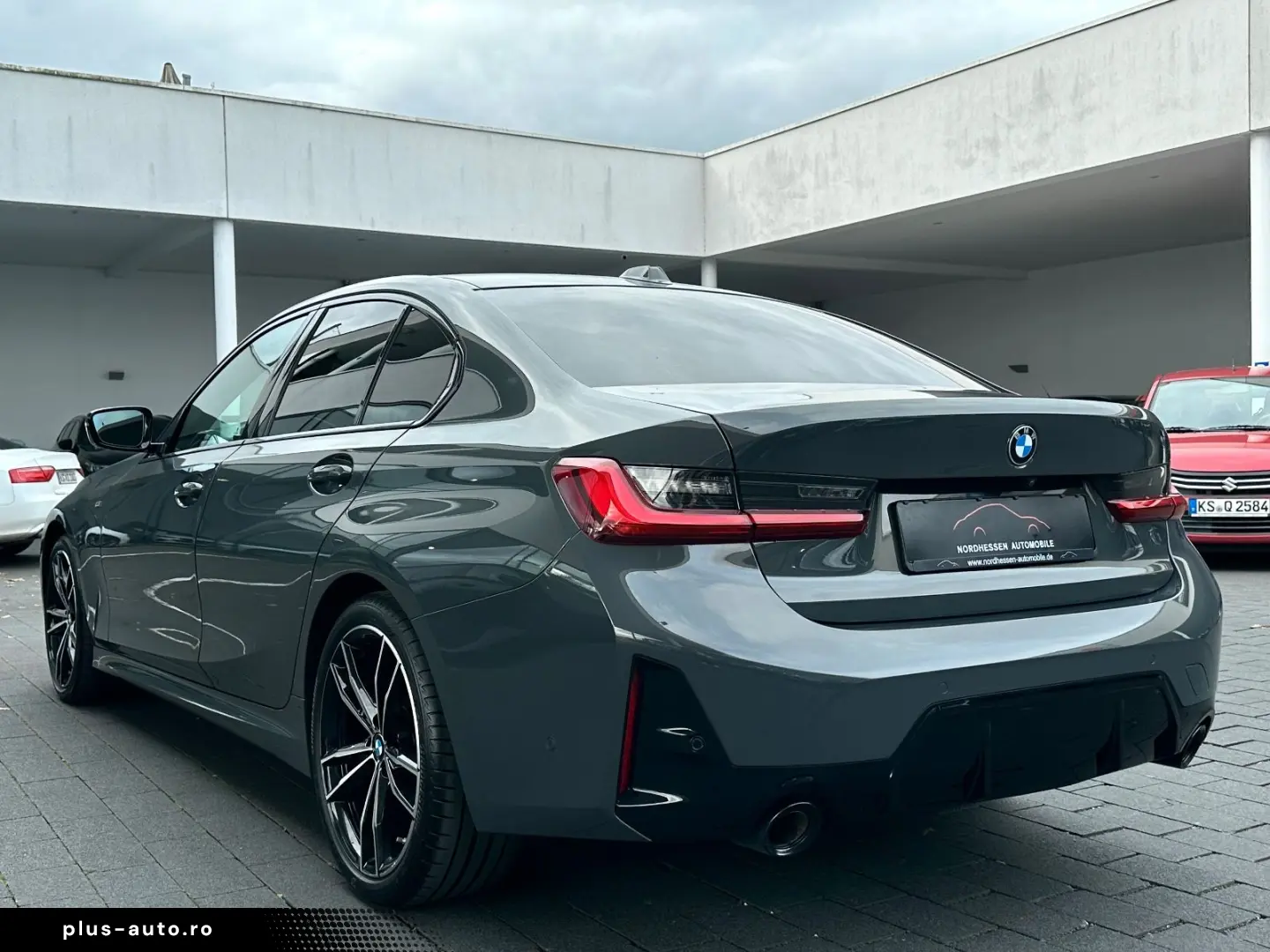 BMW 320 d xDrive Lim. M Sport   19    Kamera