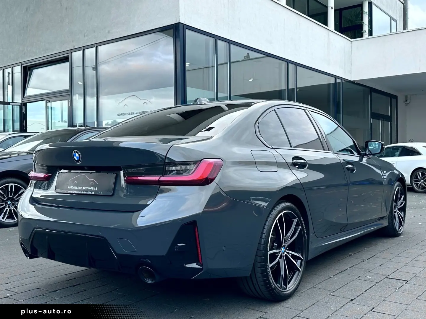 BMW 320 d xDrive Lim. M Sport   19    Kamera