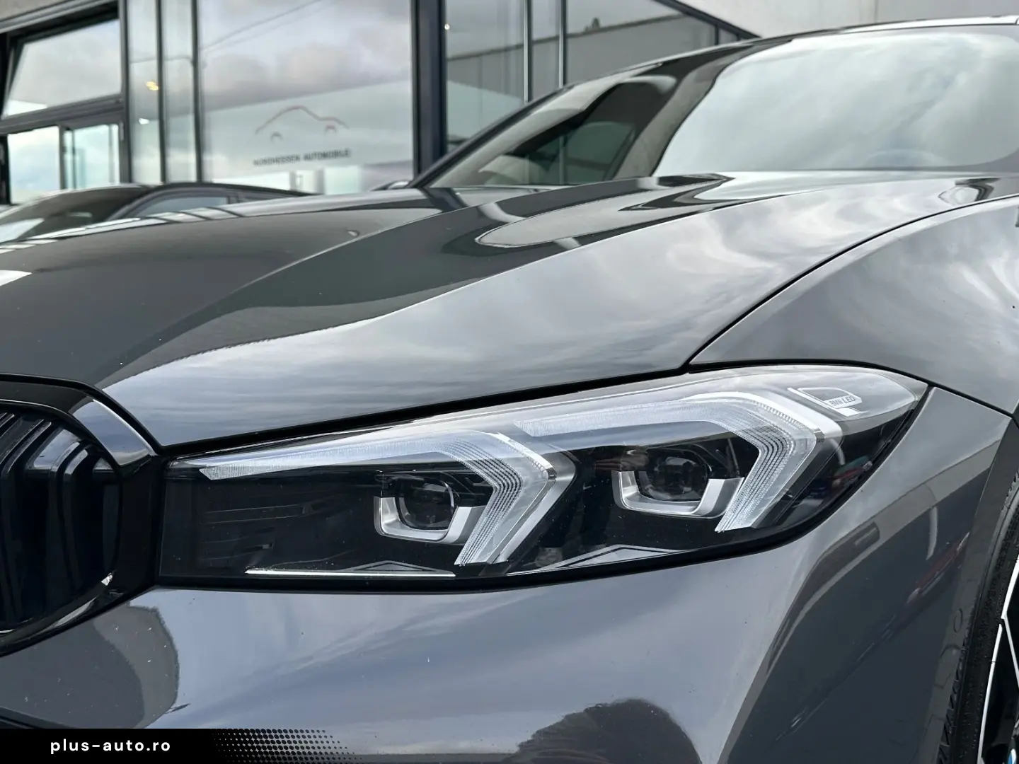 BMW 320 d xDrive Lim. M Sport   19    Kamera