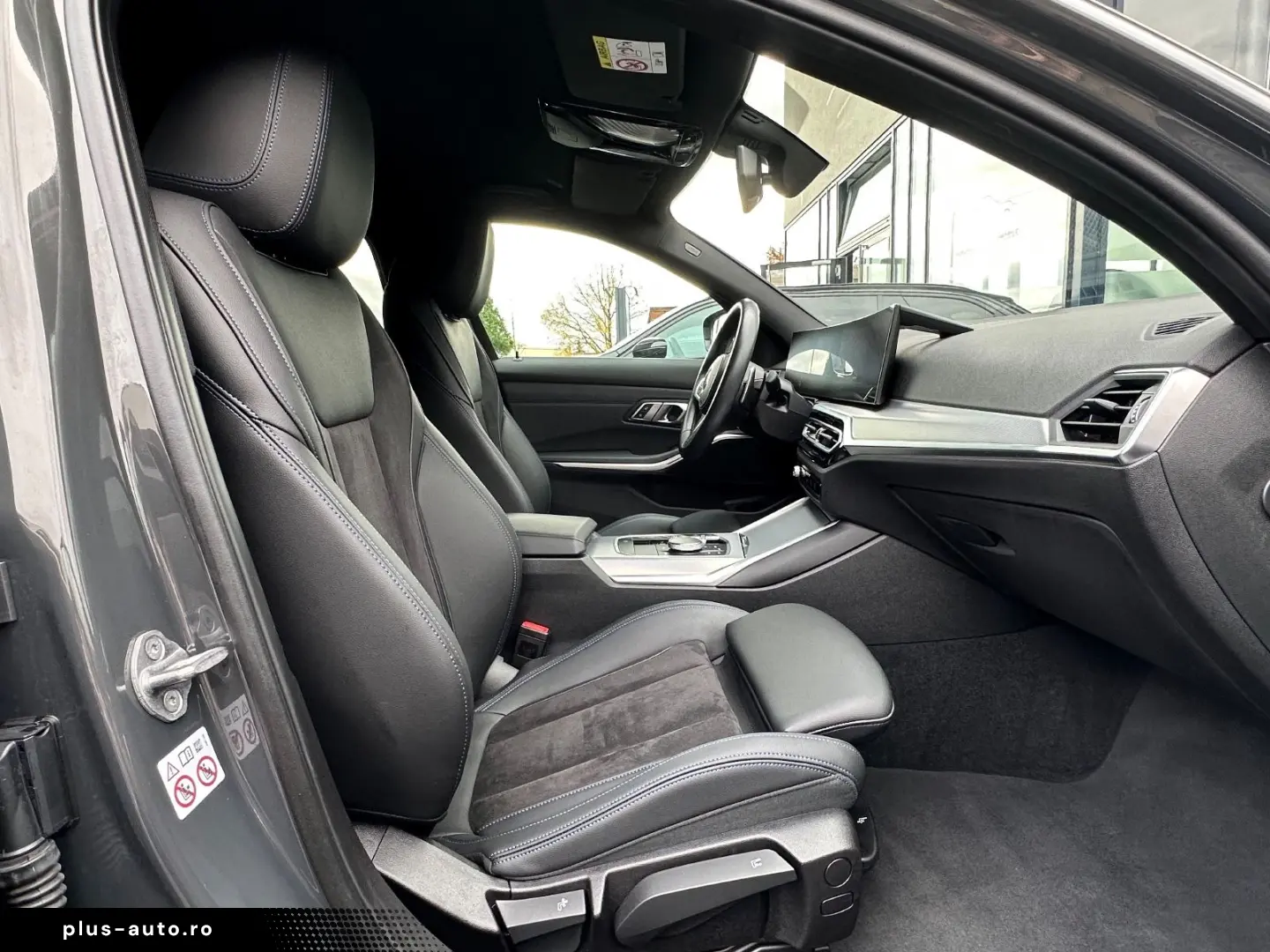 BMW 320 d xDrive Lim. M Sport   19    Kamera