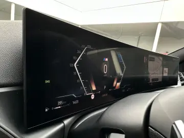 BMW 320 d xDrive Lim. M Sport   19    Kamera