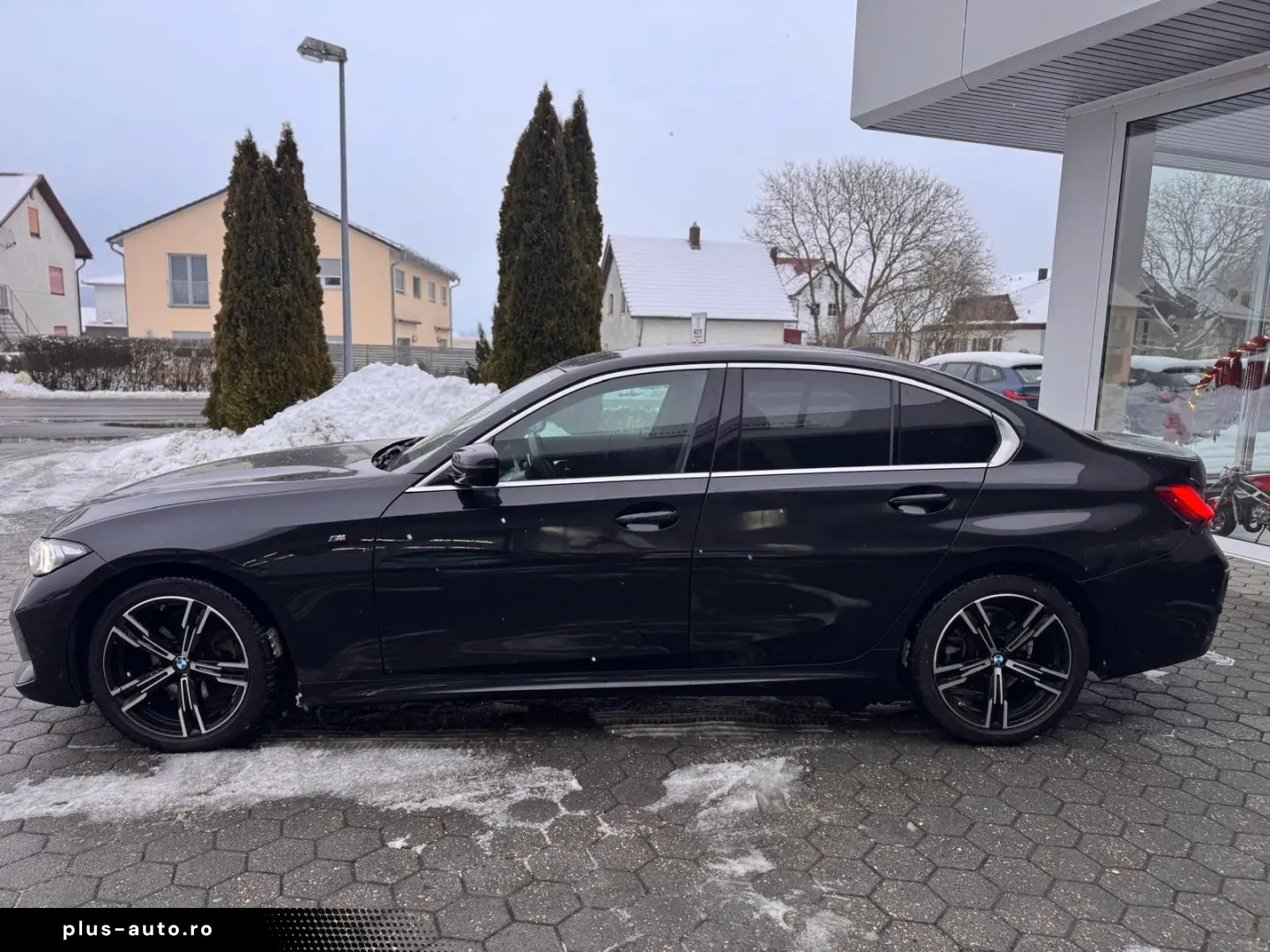 BMW 320d Limousine M-Sport xDrive KAMERA HEADUP